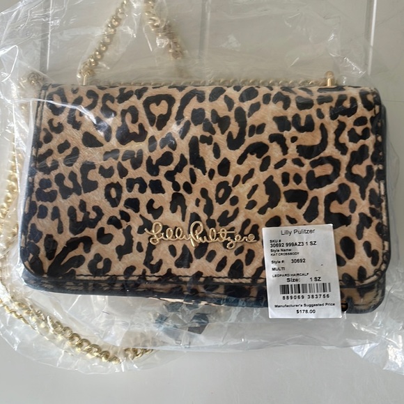 Lilly Pulitzer Handbags - NWT Lilly Pulitzer Kat Crossbody Bag /Leopard Haircalf
